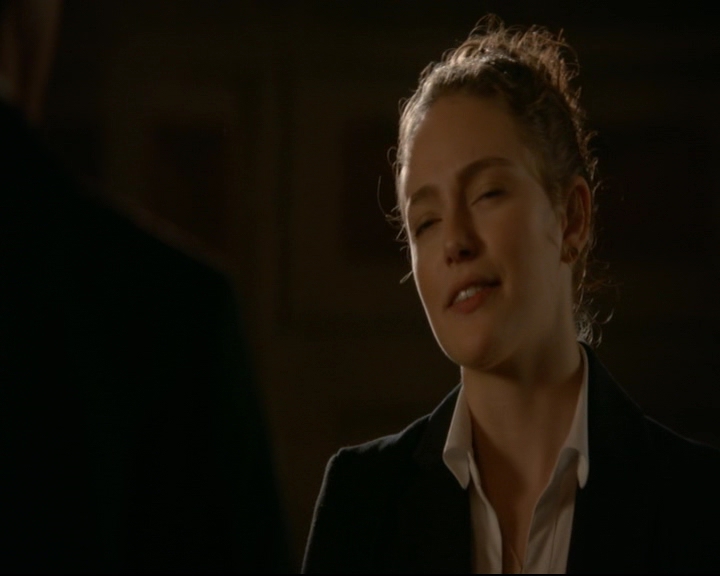 vampirediariesworld-dot-nl_TheOriginals5x05DontItJustBreakYourHeart01334.jpg