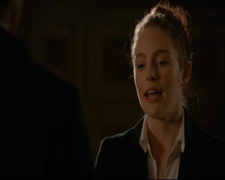 vampirediariesworld-dot-nl_TheOriginals5x05DontItJustBreakYourHeart01335.jpg