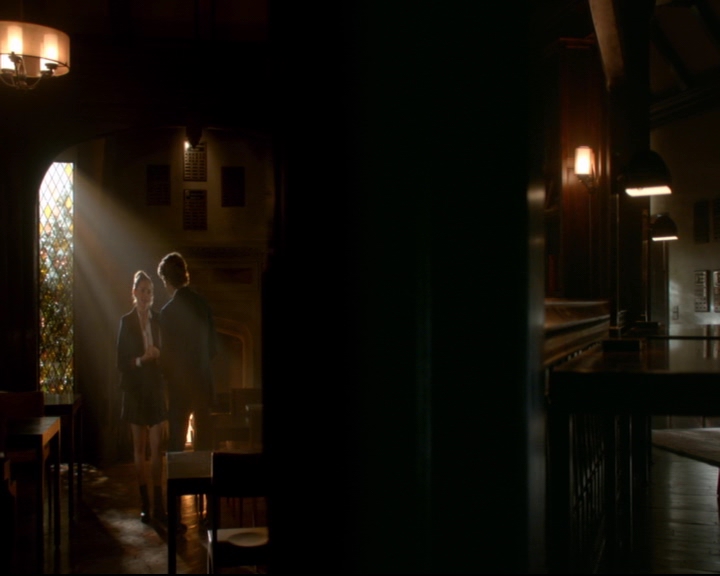 vampirediariesworld-dot-nl_TheOriginals5x05DontItJustBreakYourHeart01343.jpg