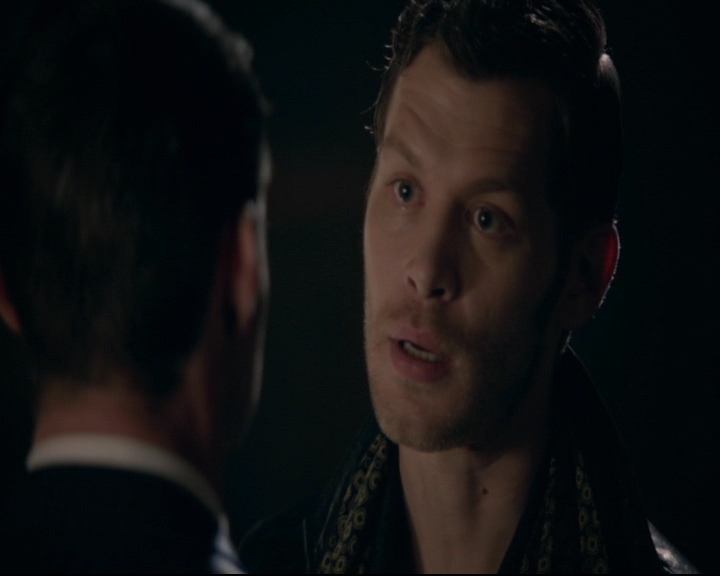 vampirediariesworld-dot-nl_TheOriginals5x05DontItJustBreakYourHeart01539.jpg