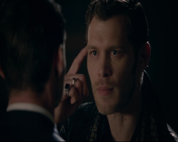 vampirediariesworld-dot-nl_TheOriginals5x05DontItJustBreakYourHeart01541.jpg