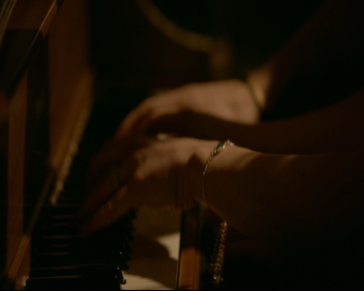 vampirediariesworld-dot-nl_TheOriginals5x05DontItJustBreakYourHeart01754.jpg