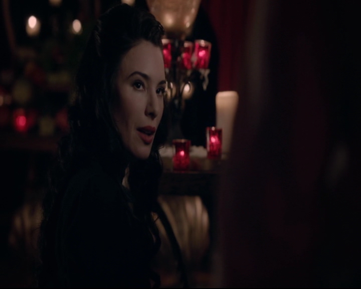 vampirediariesworld-dot-nl_TheOriginals5x05DontItJustBreakYourHeart01791.jpg