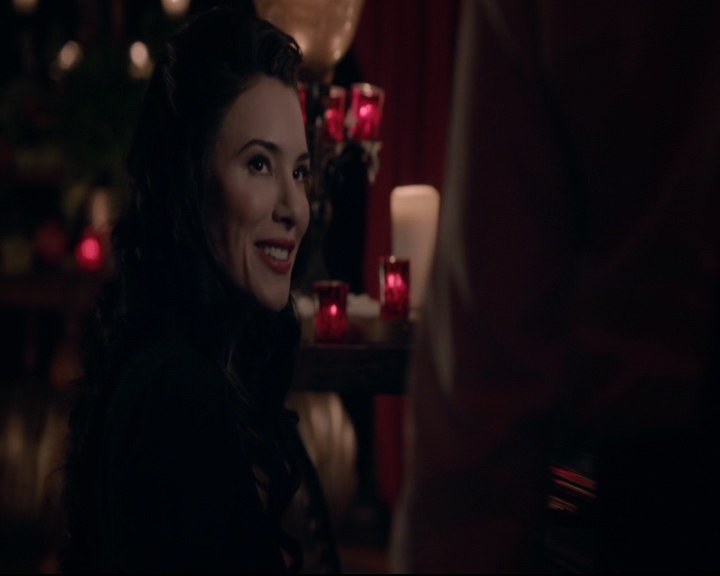 vampirediariesworld-dot-nl_TheOriginals5x05DontItJustBreakYourHeart01793.jpg