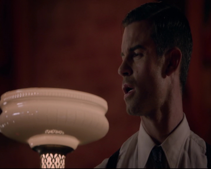 vampirediariesworld-dot-nl_TheOriginals5x05DontItJustBreakYourHeart01808.jpg