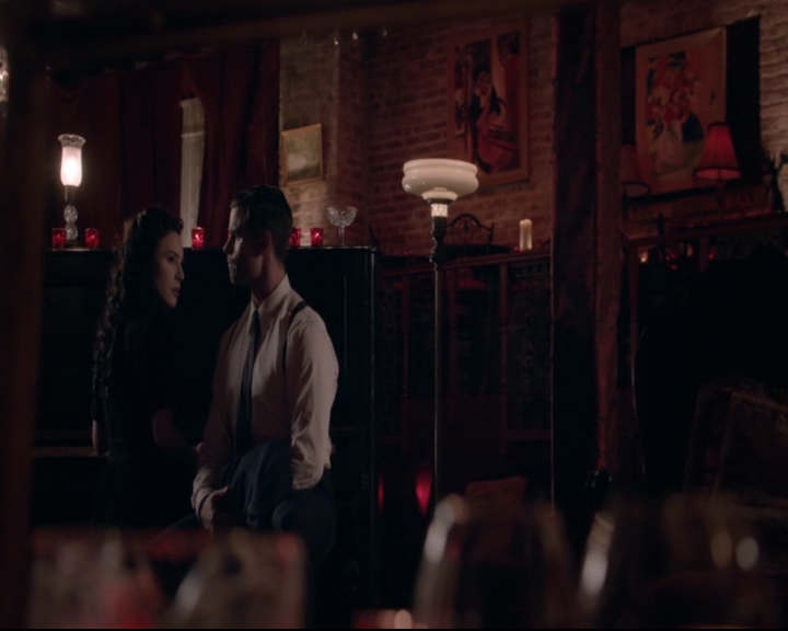 vampirediariesworld-dot-nl_TheOriginals5x05DontItJustBreakYourHeart01822.jpg