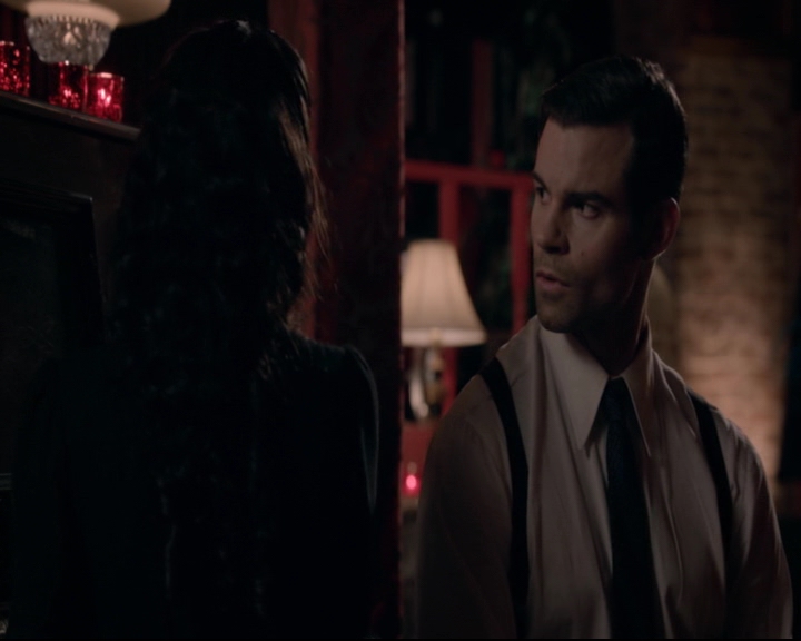 vampirediariesworld-dot-nl_TheOriginals5x05DontItJustBreakYourHeart01824.jpg