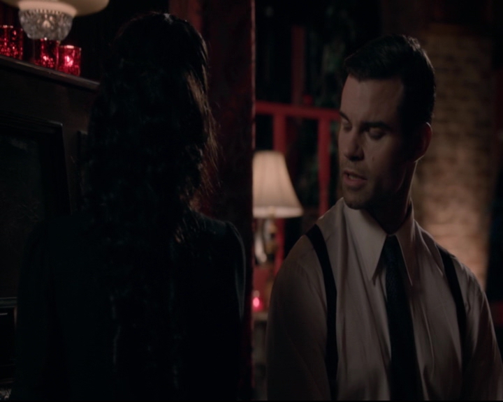 vampirediariesworld-dot-nl_TheOriginals5x05DontItJustBreakYourHeart01825.jpg