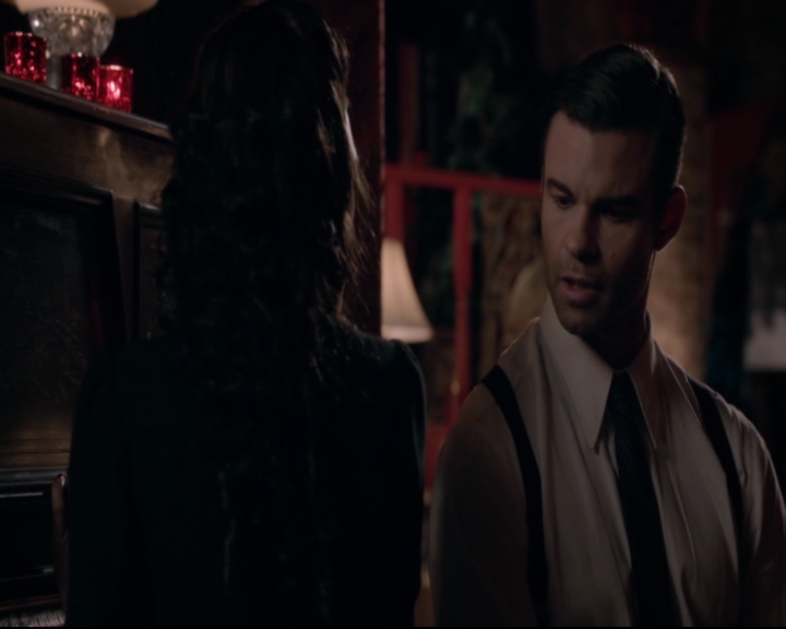 vampirediariesworld-dot-nl_TheOriginals5x05DontItJustBreakYourHeart01830.jpg