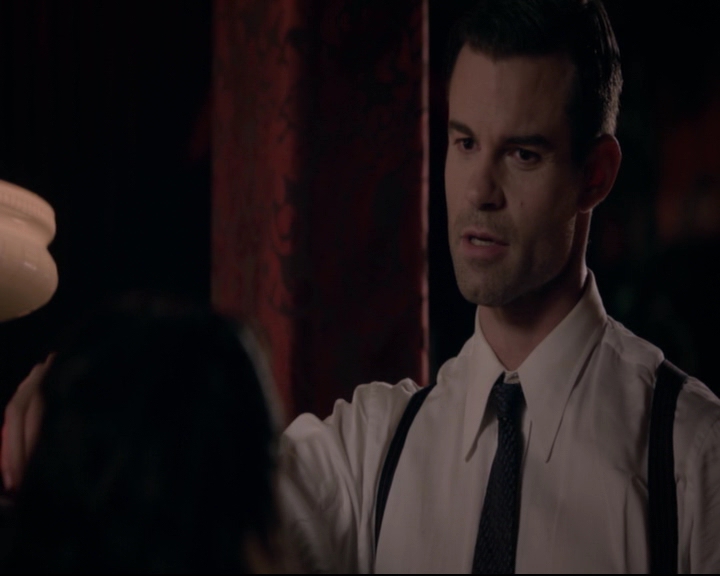 vampirediariesworld-dot-nl_TheOriginals5x05DontItJustBreakYourHeart01848.jpg