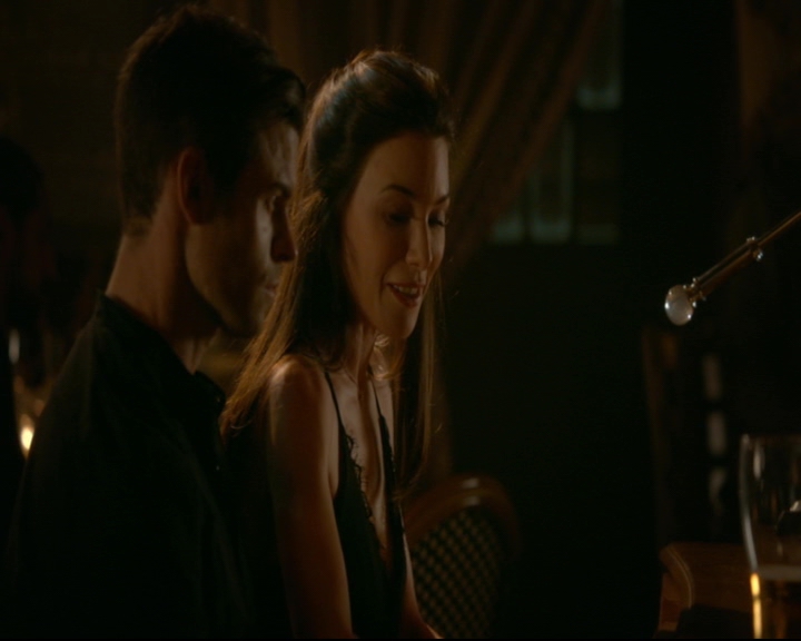 vampirediariesworld-dot-nl_TheOriginals5x05DontItJustBreakYourHeart01866.jpg