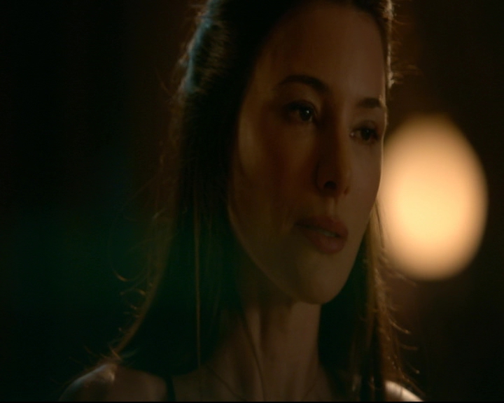 vampirediariesworld-dot-nl_TheOriginals5x05DontItJustBreakYourHeart01871.jpg