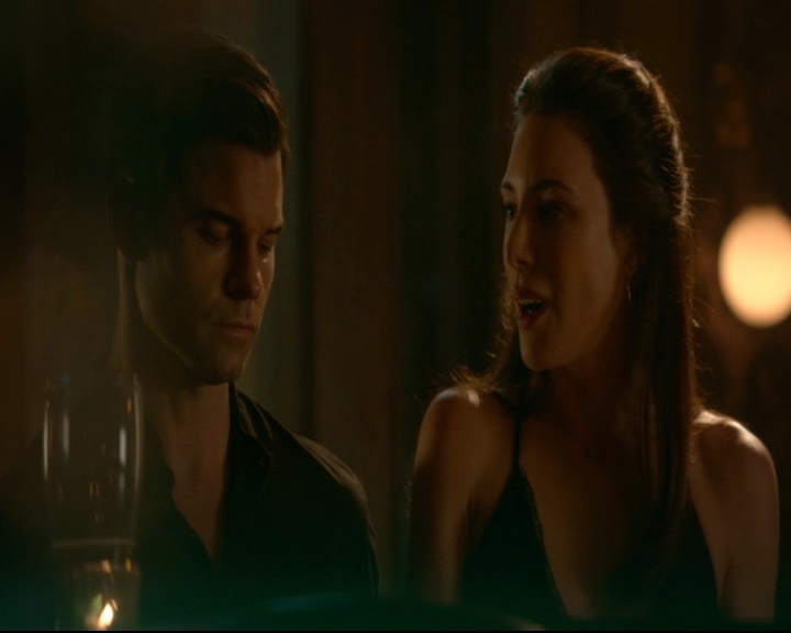 vampirediariesworld-dot-nl_TheOriginals5x05DontItJustBreakYourHeart01881.jpg