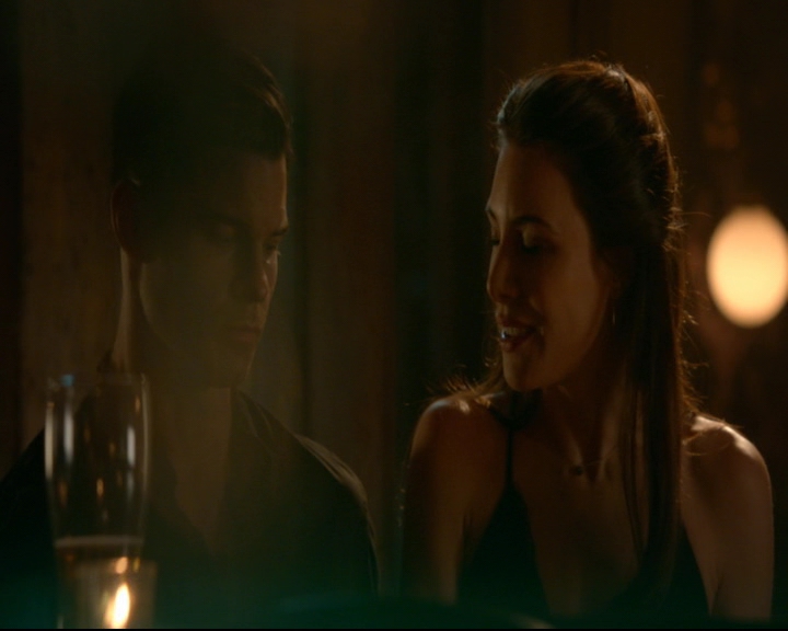 vampirediariesworld-dot-nl_TheOriginals5x05DontItJustBreakYourHeart01882.jpg