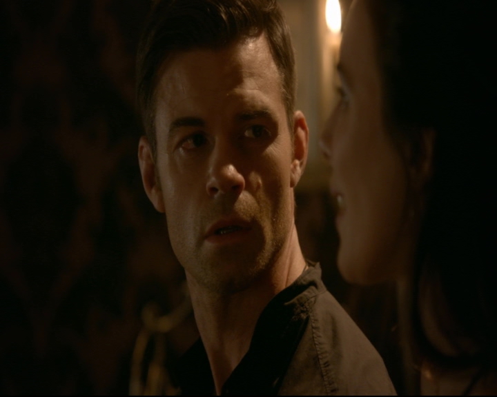 vampirediariesworld-dot-nl_TheOriginals5x05DontItJustBreakYourHeart01887.jpg