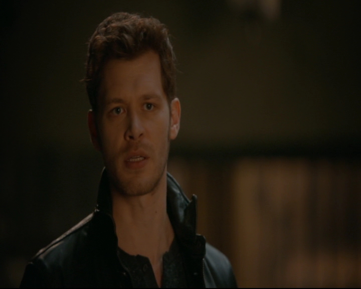 vampirediariesworld-dot-nl_TheOriginals5x05DontItJustBreakYourHeart01945.jpg