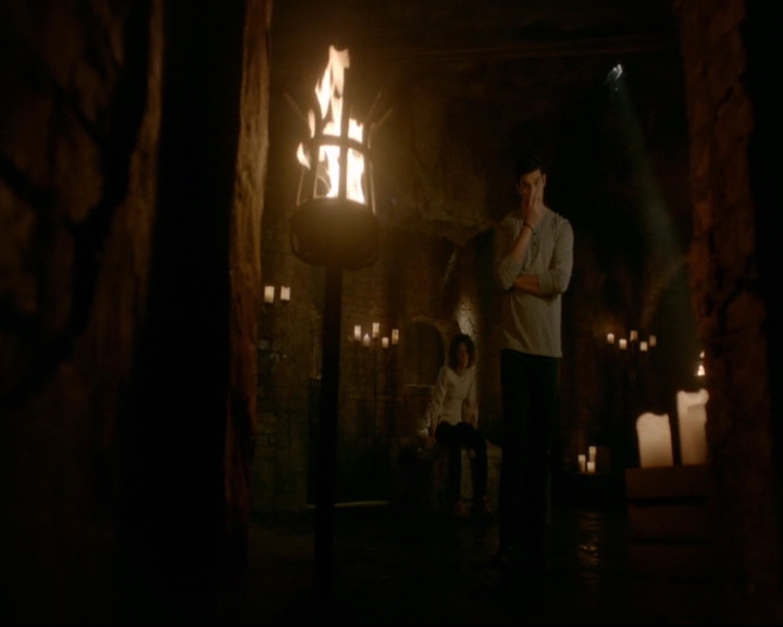 vampirediariesworld-dot-nl_TheOriginals5x05DontItJustBreakYourHeart02002.jpg