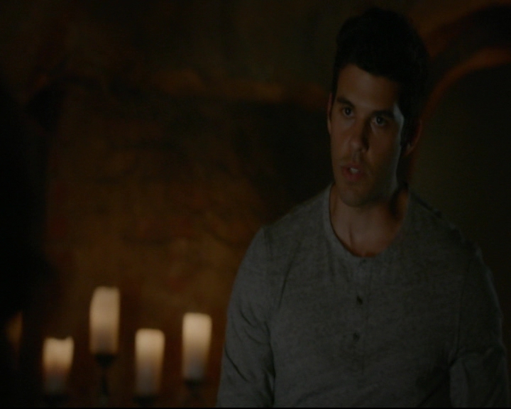 vampirediariesworld-dot-nl_TheOriginals5x05DontItJustBreakYourHeart02017.jpg