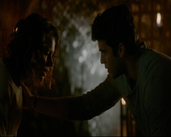 vampirediariesworld-dot-nl_TheOriginals5x05DontItJustBreakYourHeart02026.jpg