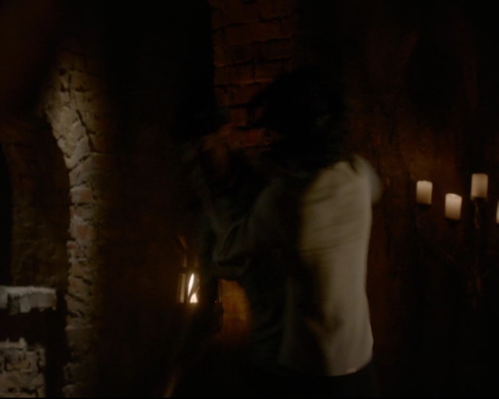 vampirediariesworld-dot-nl_TheOriginals5x05DontItJustBreakYourHeart02036.jpg