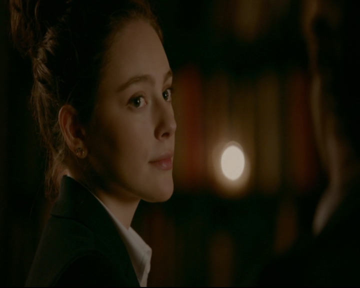 vampirediariesworld-dot-nl_TheOriginals5x05DontItJustBreakYourHeart02068.jpg