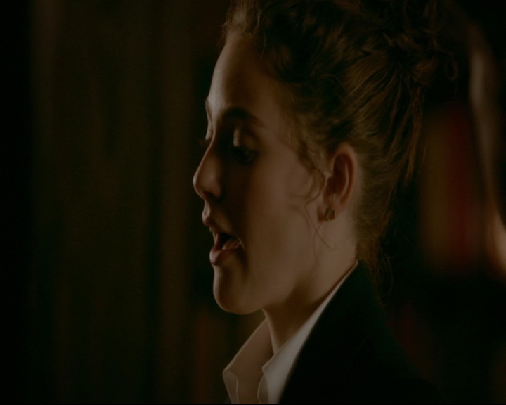 vampirediariesworld-dot-nl_TheOriginals5x05DontItJustBreakYourHeart02073.jpg