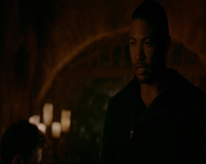 vampirediariesworld-dot-nl_TheOriginals5x05DontItJustBreakYourHeart02134.jpg