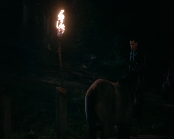 vampirediariesworld-dot-nl_TheOriginals5x05DontItJustBreakYourHeart02166.jpg