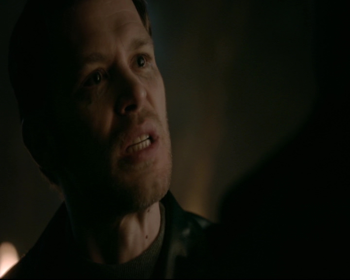 vampirediariesworld-dot-nl_TheOriginals5x05DontItJustBreakYourHeart02193.jpg