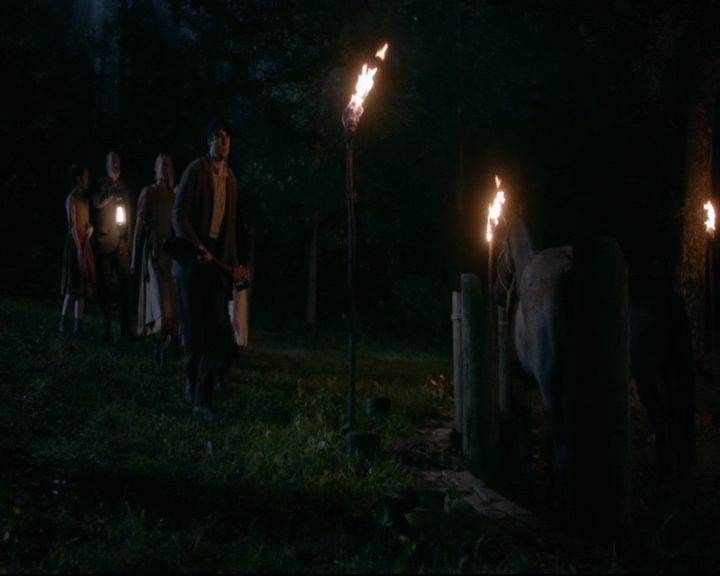 vampirediariesworld-dot-nl_TheOriginals5x05DontItJustBreakYourHeart02208.jpg