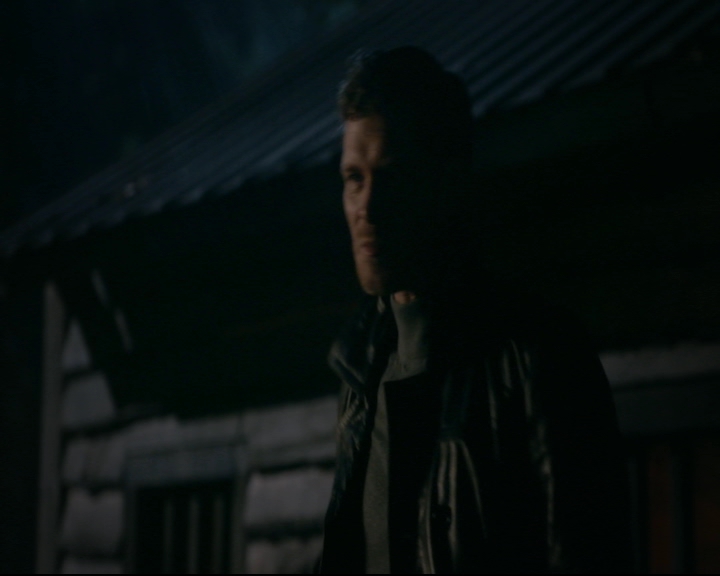 vampirediariesworld-dot-nl_TheOriginals5x05DontItJustBreakYourHeart02209.jpg