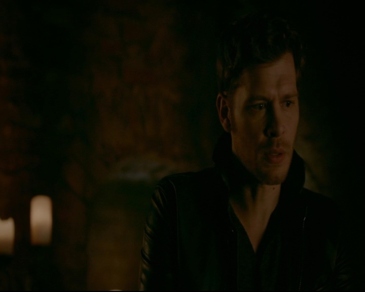 vampirediariesworld-dot-nl_TheOriginals5x05DontItJustBreakYourHeart02221.jpg