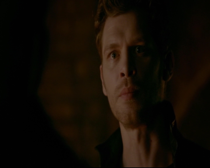 vampirediariesworld-dot-nl_TheOriginals5x05DontItJustBreakYourHeart02289.jpg