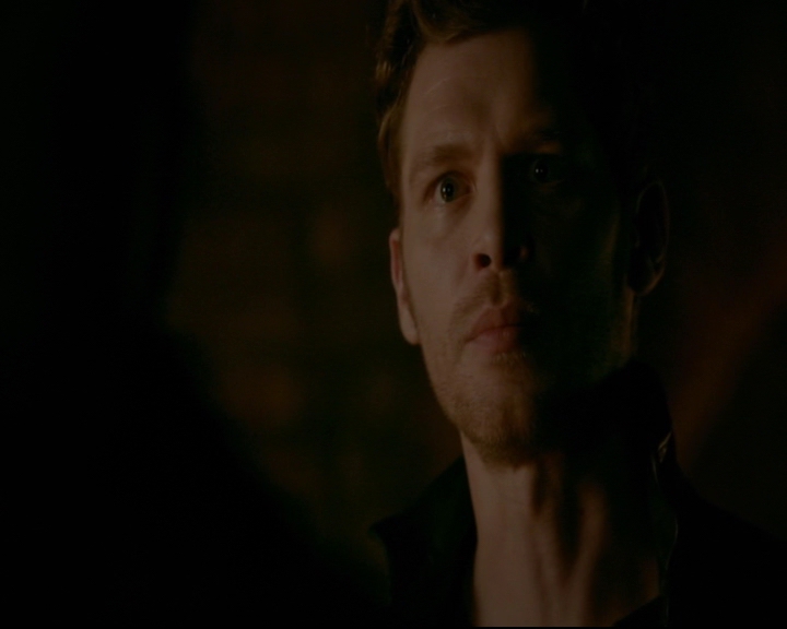 vampirediariesworld-dot-nl_TheOriginals5x05DontItJustBreakYourHeart02296.jpg