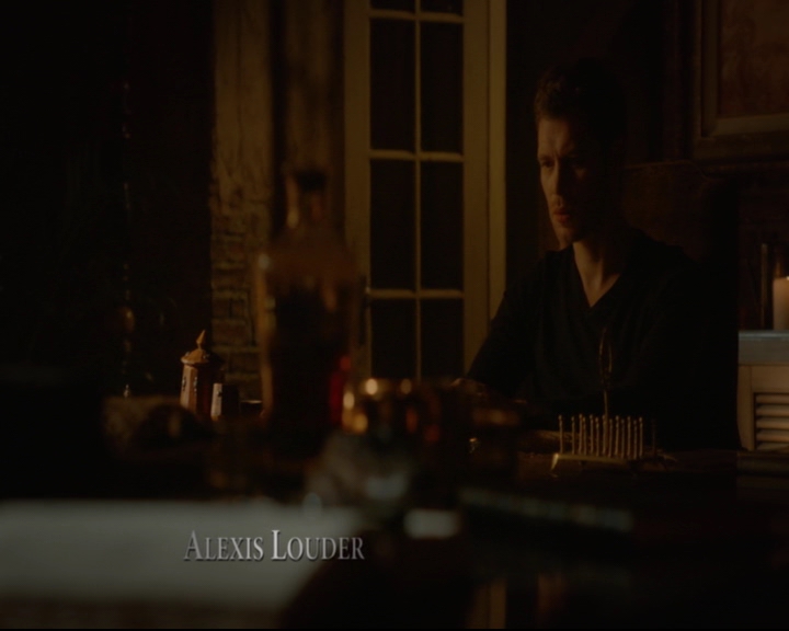 vampirediariesworld-dot-nl_TheOriginals5x07GodsGonnaTroubleTheWater00114.jpg