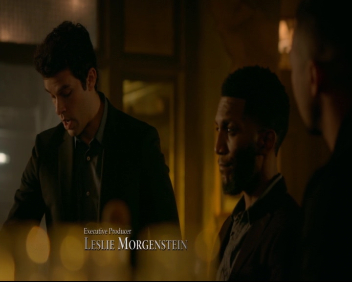 vampirediariesworld-dot-nl_TheOriginals5x07GodsGonnaTroubleTheWater00156.jpg