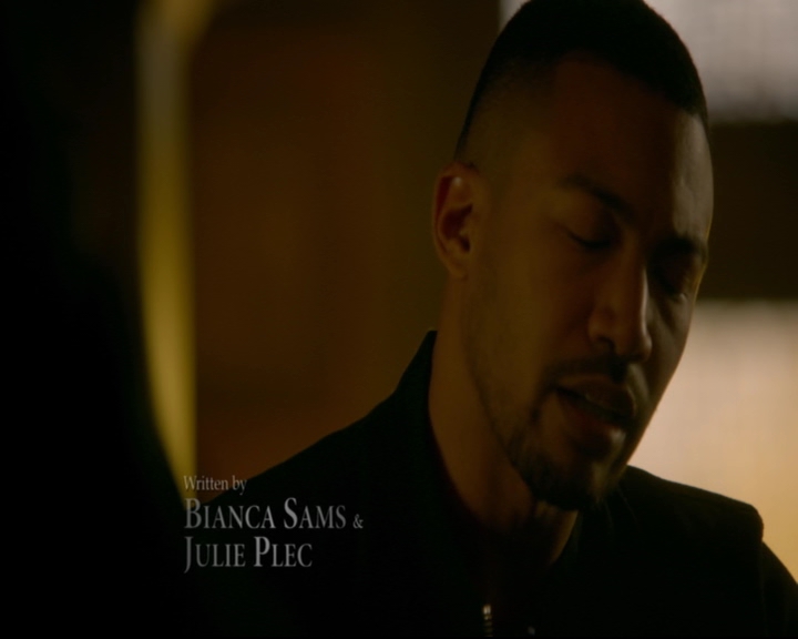vampirediariesworld-dot-nl_TheOriginals5x07GodsGonnaTroubleTheWater00167.jpg