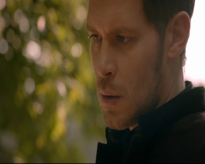 vampirediariesworld-dot-nl_TheOriginals5x07GodsGonnaTroubleTheWater01462.jpg