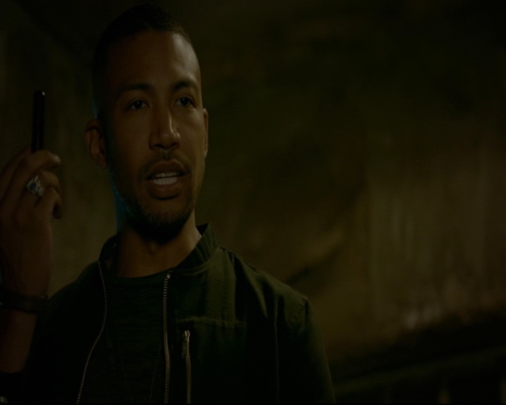 vampirediariesworld-dot-nl_TheOriginals5x07GodsGonnaTroubleTheWater01885.jpg