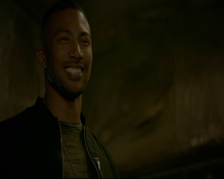 vampirediariesworld-dot-nl_TheOriginals5x07GodsGonnaTroubleTheWater01903.jpg