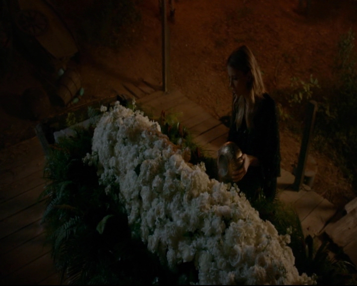 vampirediariesworld-dot-nl_TheOriginals5x07GodsGonnaTroubleTheWater01926.jpg