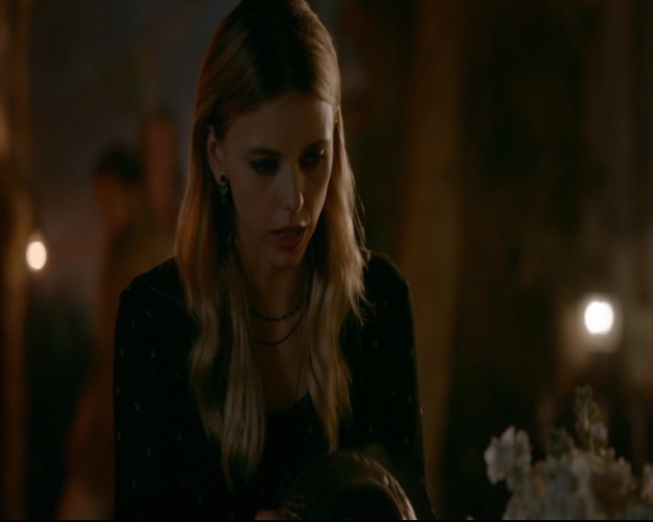 vampirediariesworld-dot-nl_TheOriginals5x07GodsGonnaTroubleTheWater01934.jpg