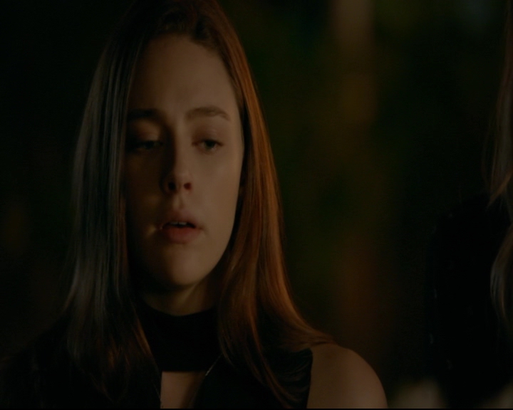 vampirediariesworld-dot-nl_TheOriginals5x07GodsGonnaTroubleTheWater01946.jpg