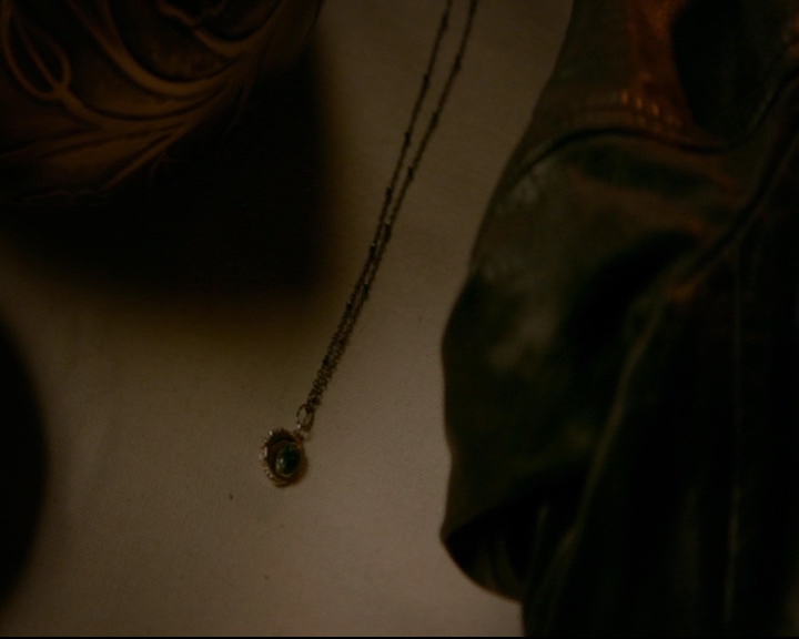 vampirediariesworld-dot-nl_TheOriginals5x07GodsGonnaTroubleTheWater01980.jpg