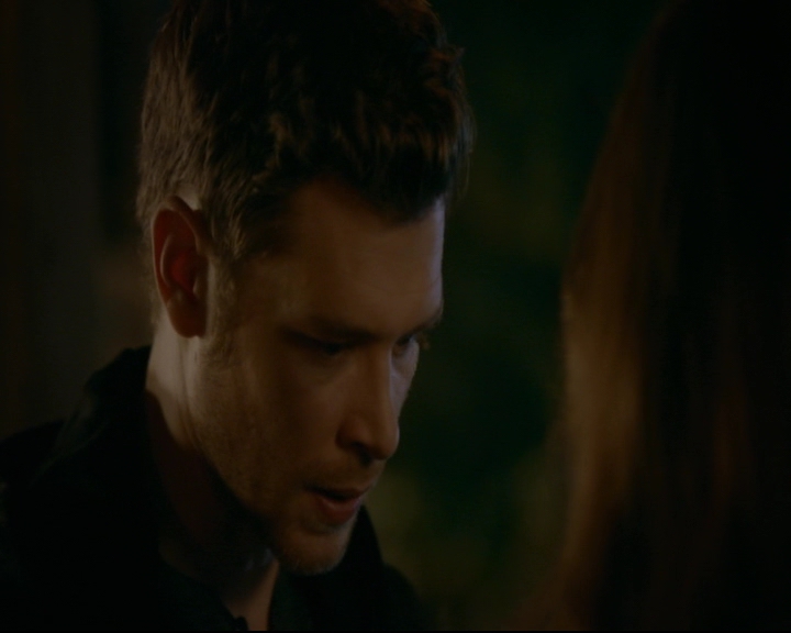 vampirediariesworld-dot-nl_TheOriginals5x07GodsGonnaTroubleTheWater02200.jpg