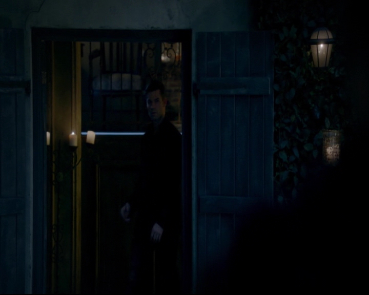 vampirediariesworld-dot-nl_TheOriginals5x07GodsGonnaTroubleTheWater02284.jpg