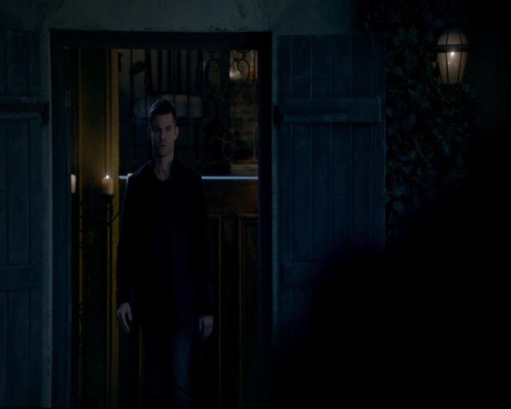 vampirediariesworld-dot-nl_TheOriginals5x07GodsGonnaTroubleTheWater02285.jpg