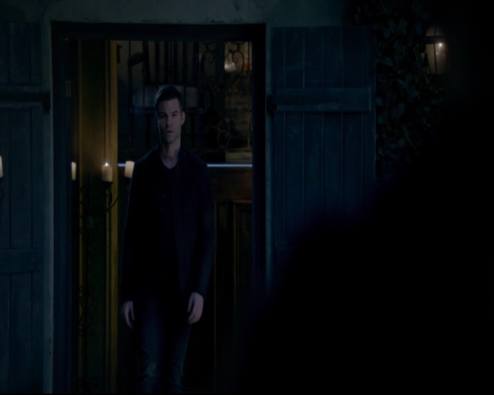 vampirediariesworld-dot-nl_TheOriginals5x07GodsGonnaTroubleTheWater02286.jpg