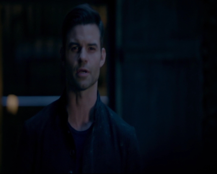 vampirediariesworld-dot-nl_TheOriginals5x07GodsGonnaTroubleTheWater02293.jpg