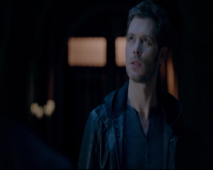 vampirediariesworld-dot-nl_TheOriginals5x07GodsGonnaTroubleTheWater02298.jpg